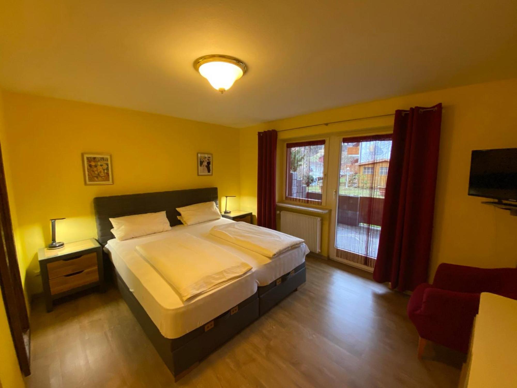 Hotel Kienberger Hof Пфронтен Екстериор снимка