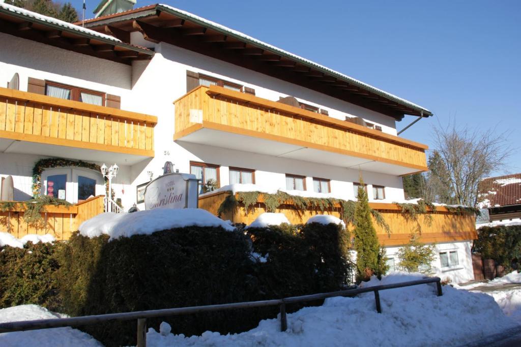 Hotel Kienberger Hof Пфронтен Екстериор снимка
