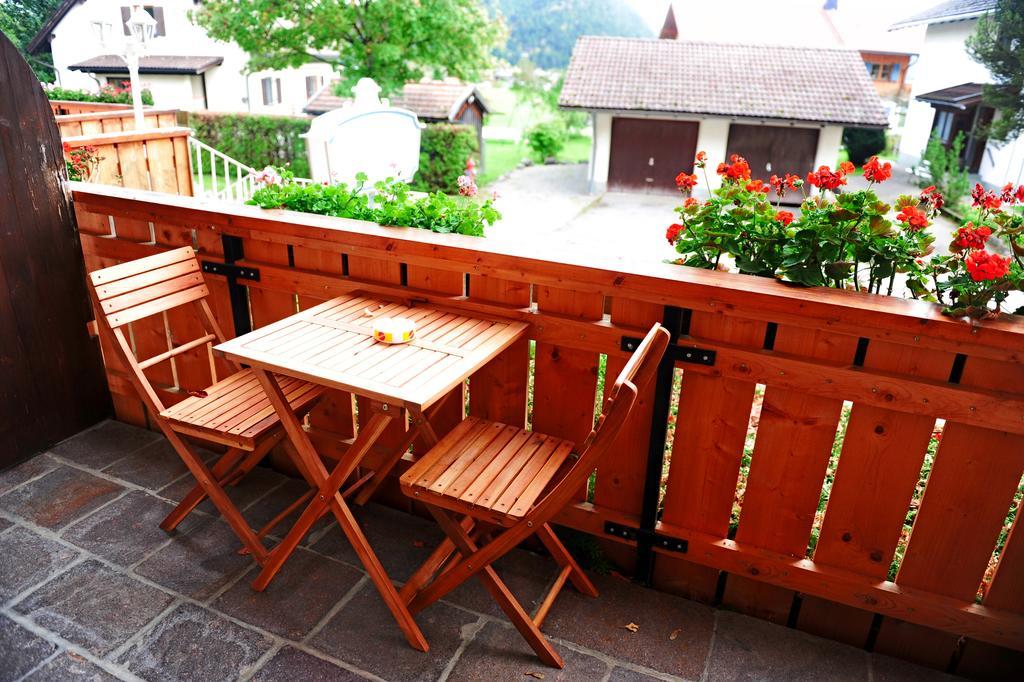 Hotel Kienberger Hof Пфронтен Екстериор снимка