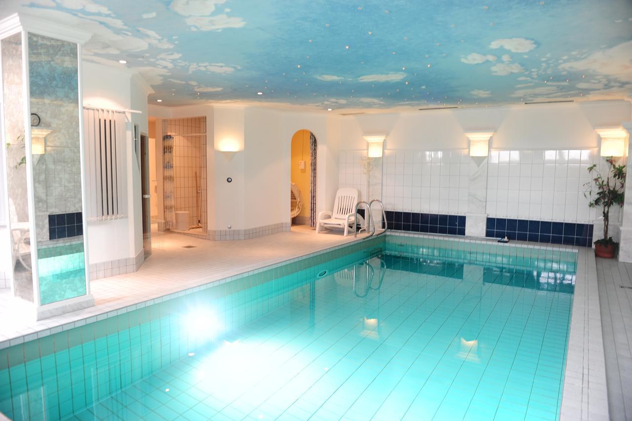 Hotel Kienberger Hof Пфронтен Екстериор снимка