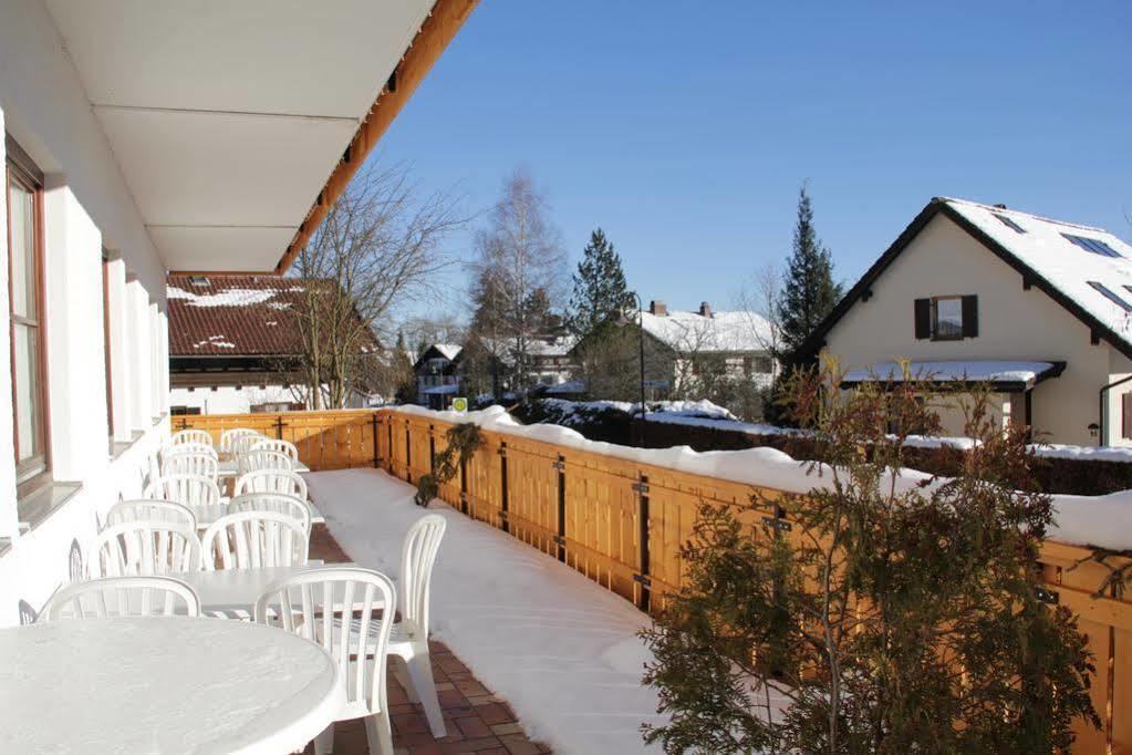 Hotel Kienberger Hof Пфронтен Екстериор снимка